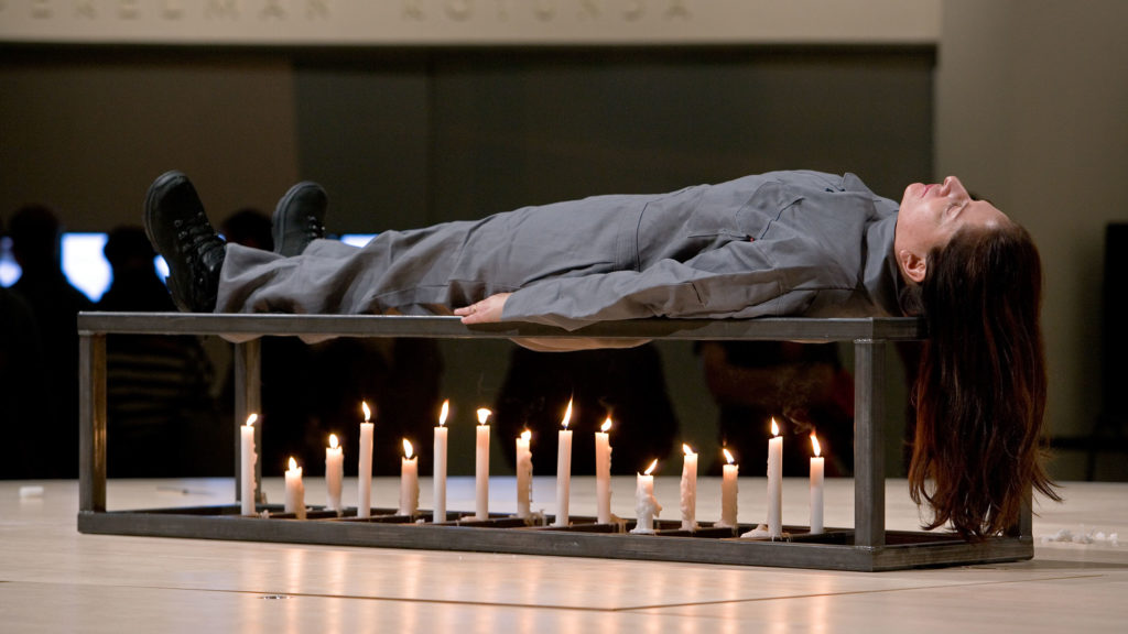 9 orgazmów w trakcie aktu performatywnego. Abramović wspomina wydarzenie sprzed lat