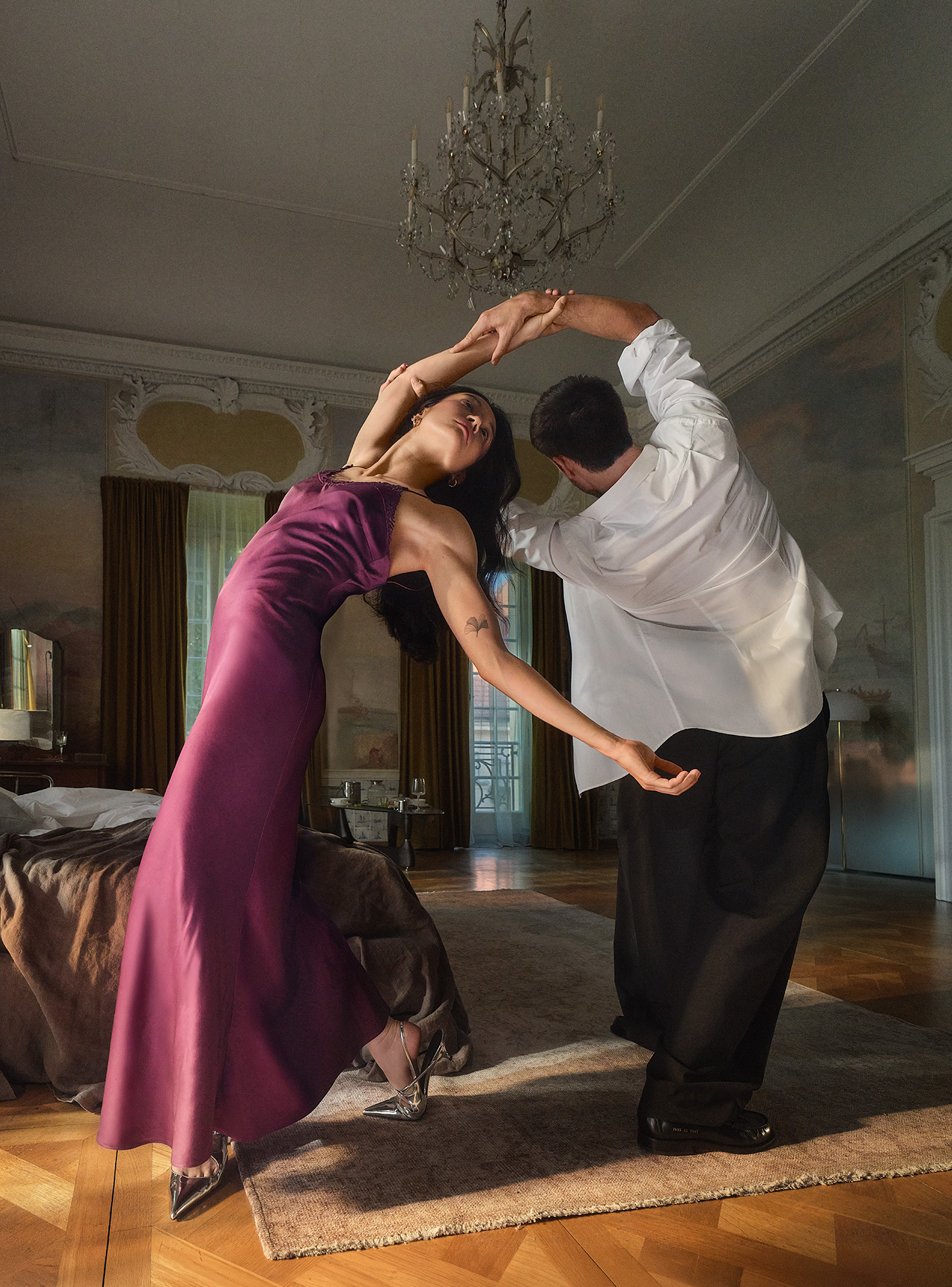 Moda i taniec w najnowszej kampanii Answear „Ubierz życie w to, co cenne”