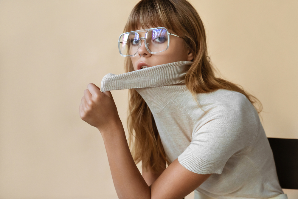 Powrót do lat 90. nie tylko na wybiegach. Podpowiadamy, jak przygotować fryzury modne w tym sezonie