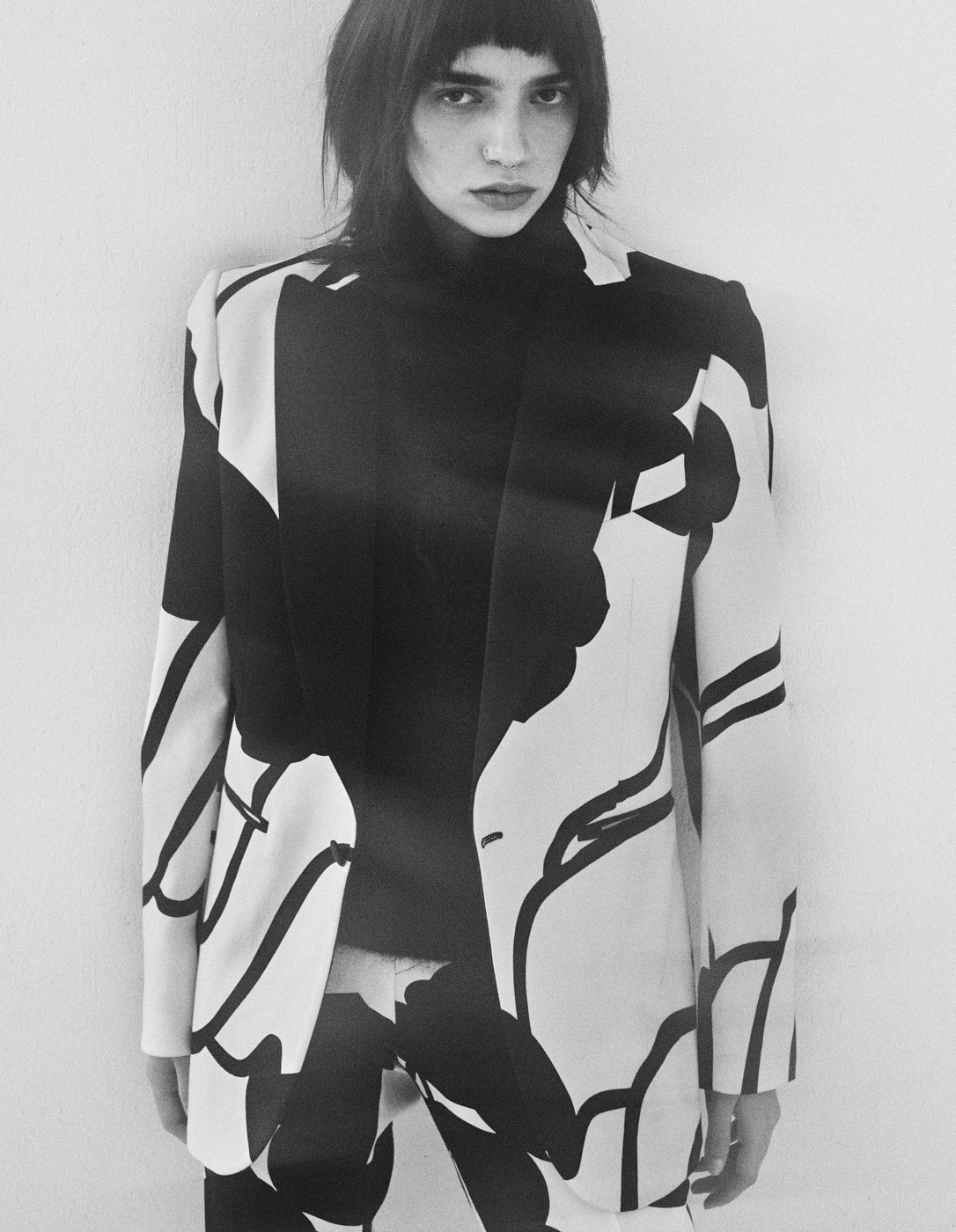 Garnitur Tomasz Ossoliński, golf Gucci, buty Vanda Novak