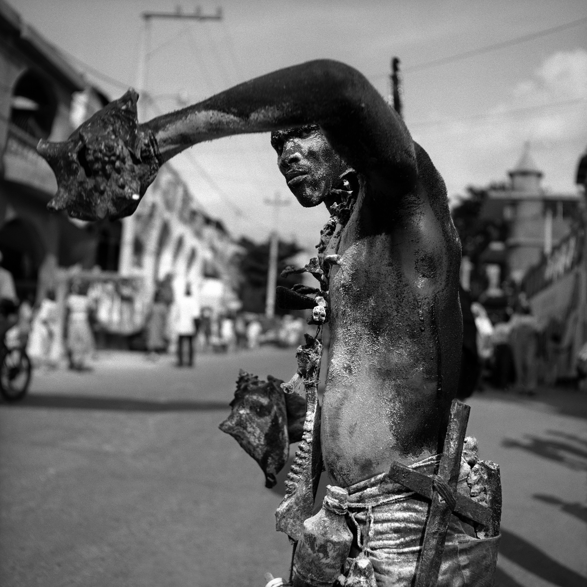 Behind the mask: Portraits of a Haitian carnival  © Leah Gordon