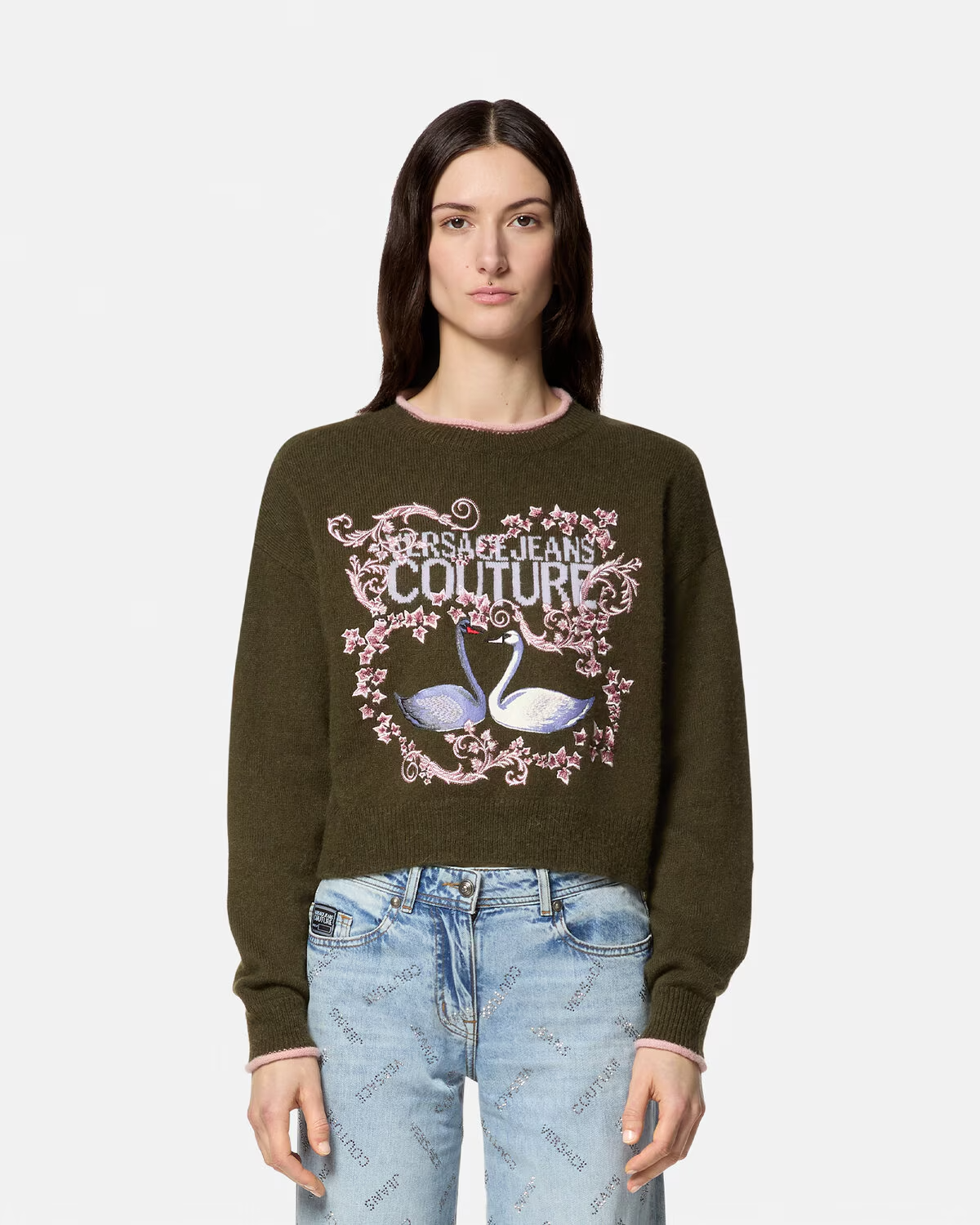 15 romantycznych i ekstremalnie stylowych zachwytów z nowej kolekcji Versace Jeans Couture