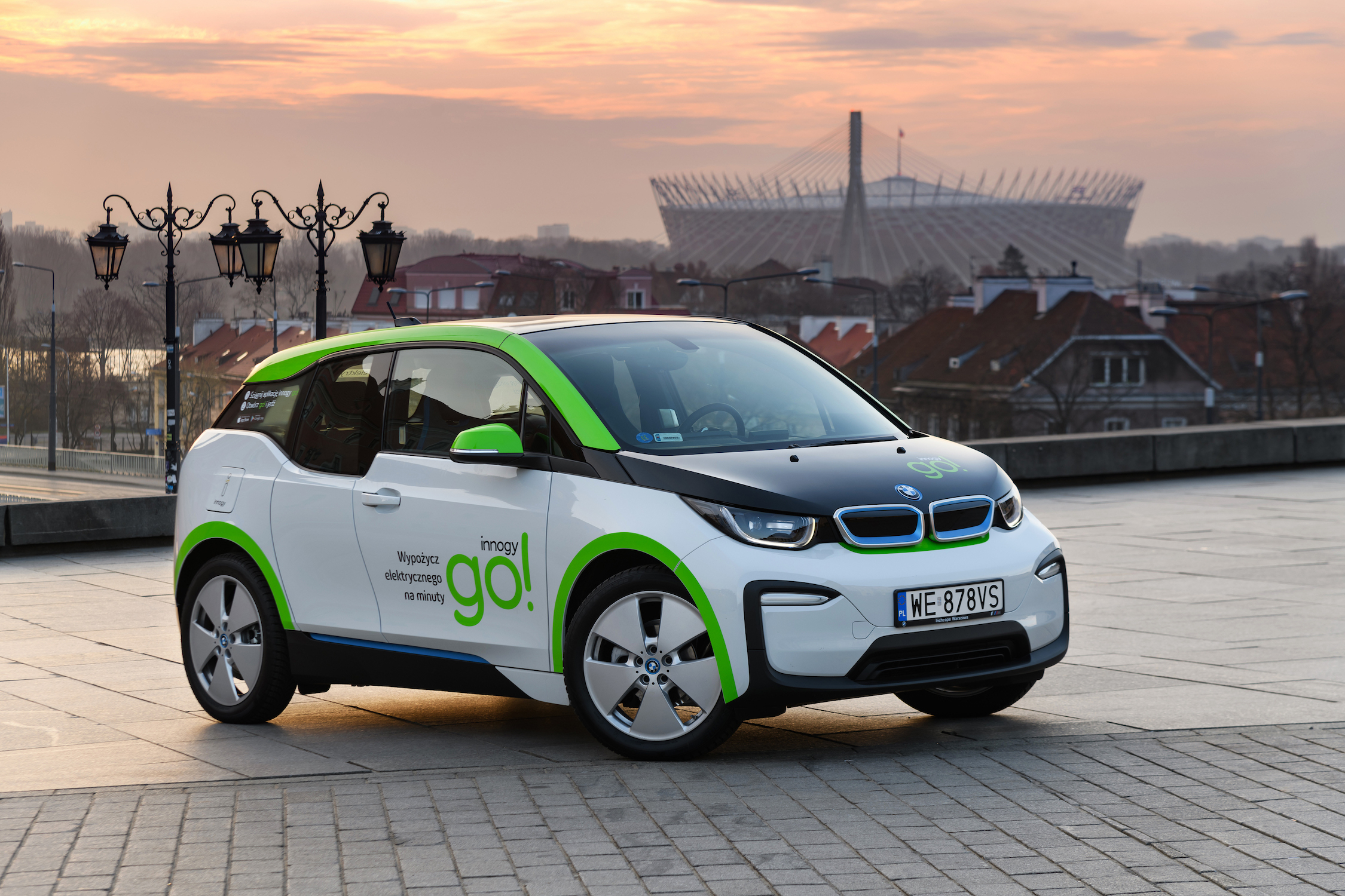 Korzystaj z aut elektrycznych w car-sharingu