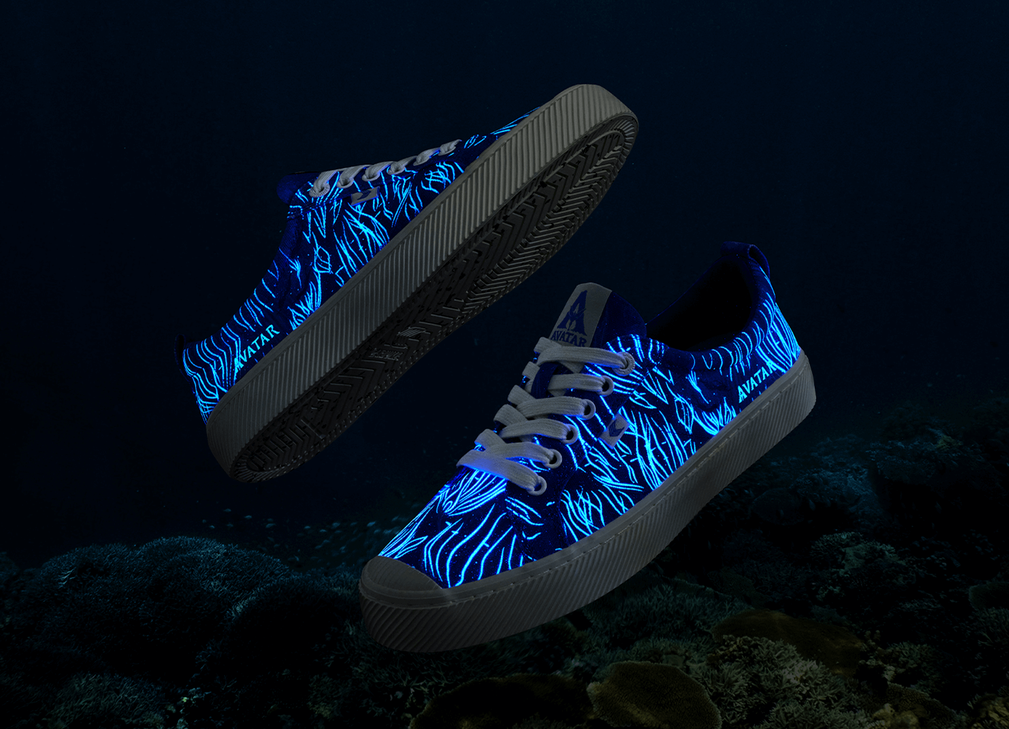 Cariuma Avatar Sneakers