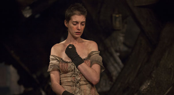Anne Hathaway w „Nędznikach” (2012)