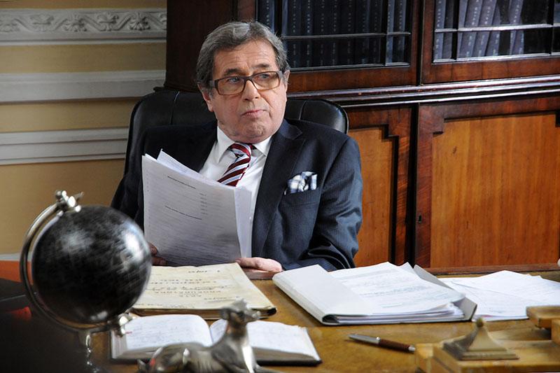 8. „Układ zamknięty", reż. Ryszard Bugajski